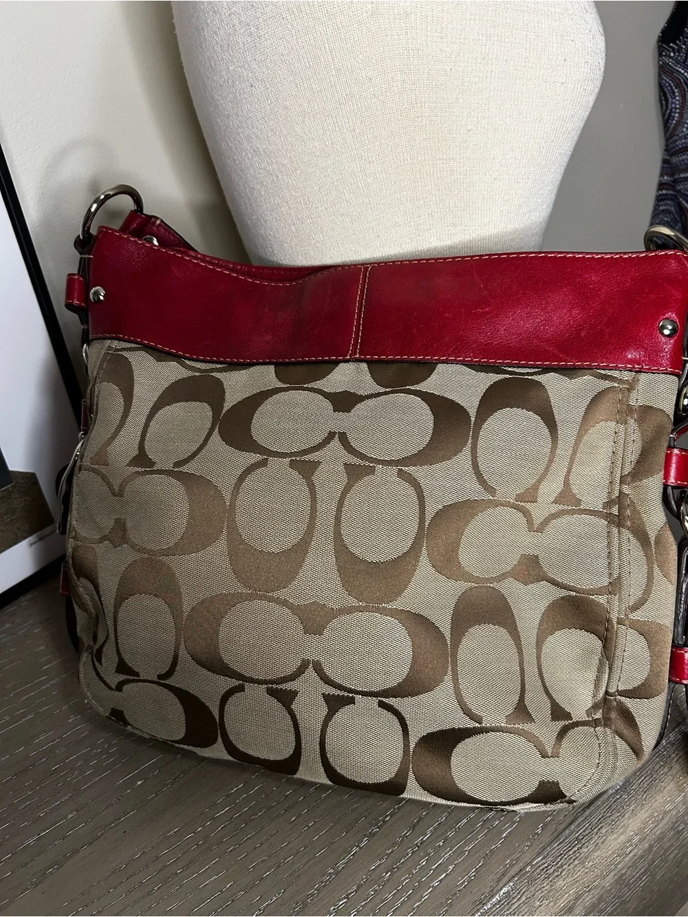 Coach Zoe Signature C Hobo Shoulder Bag  Khaki Jacquard Red Leather Trim